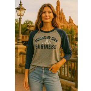 Disney Big Thunder Mountain “Mining My Own Business” Tee Size M